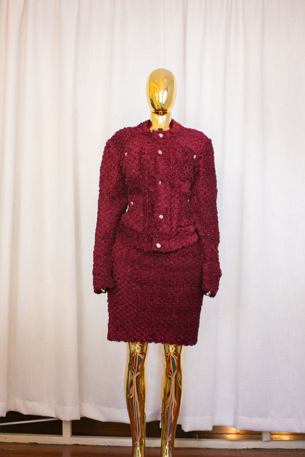 Vintage bouclé skirt suit